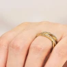 Złoty pierścionek przeplatany