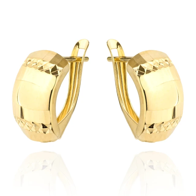 Goldene Ohrringe zwei quer verlaufende Diamantstreifen