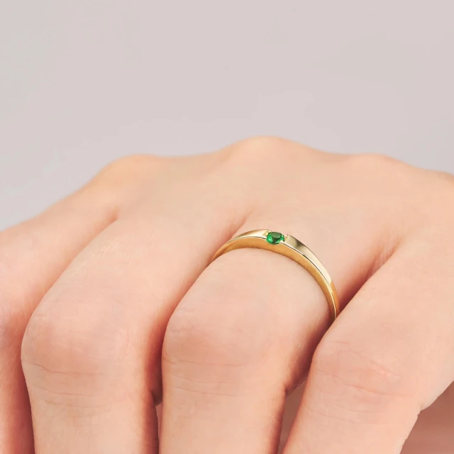 Gold Ring Grüner Stein Ehering