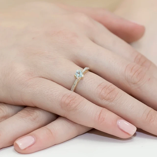 Goldring 585 mit Diamanttopaz 0,30ct