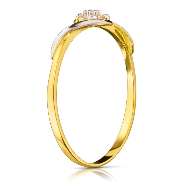 Goldener Blumenring