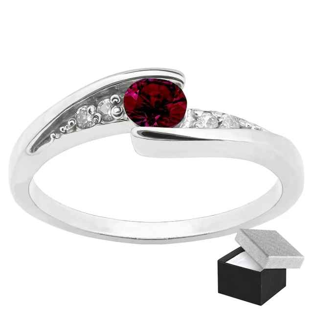 Asymetryczny srebrny pierścionek rubinowy
