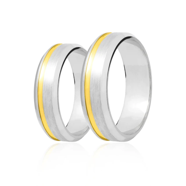 Klassische Goldene Eheringe 3 mm Muster 585