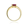 Złoty pierścionek z rubinem 585