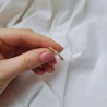 Złoty pierścionek kulki biały kamień próba 585