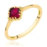 Złoty pierścionek rubinowy kamień
