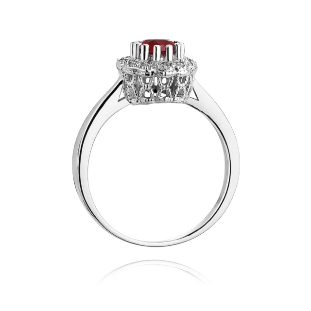 Rubin pierścionek białe złoto 0,60ct
