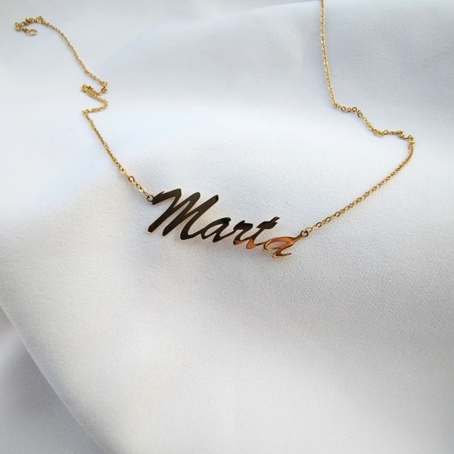 Goldene Halskette personalisierte Inschrift 585