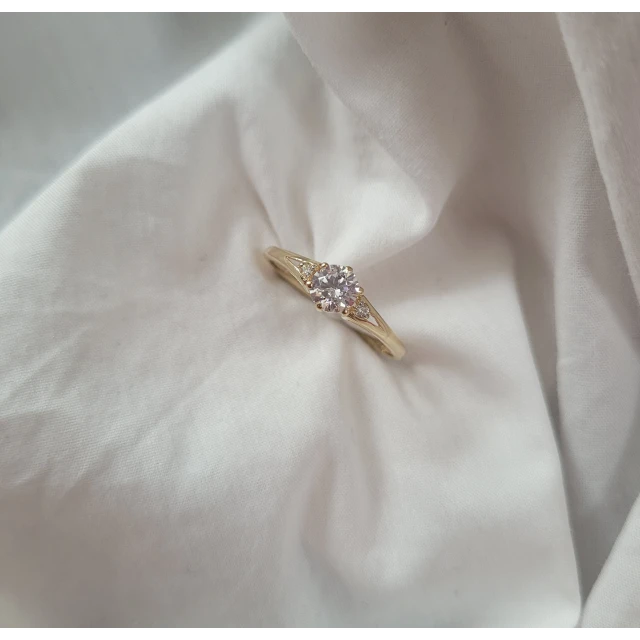 Gold Ring Zirkonie nur ein Smaragd