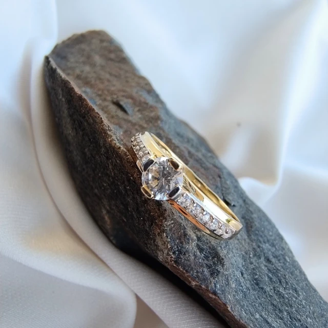 Moonlight Gold Ring