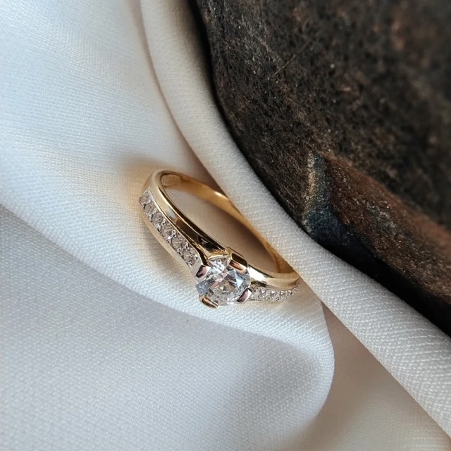 Moonlight Gold Ring