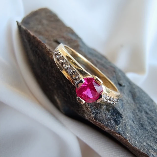 Moonlight Gold Ring