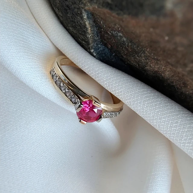 Moonlight Gold Ring