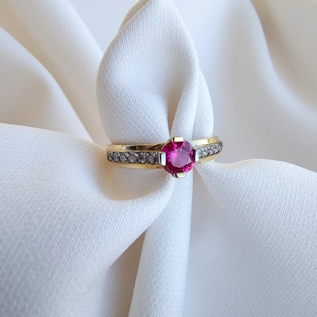 Moonlight Gold Ring