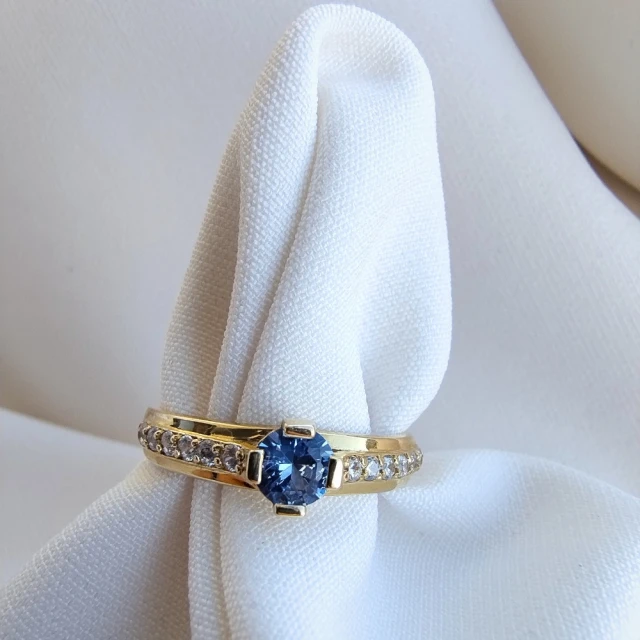 Moonlight Gold Ring
