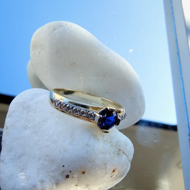 Moonlight Gold Ring
