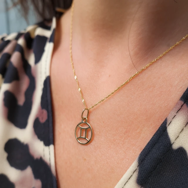 BLIŹNIĘTA złoty wisiorek znak zodiaku pr. 333