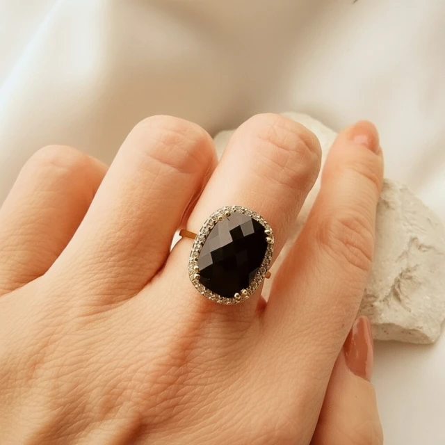 copy of Goldring mit Zirkonia SQUARE