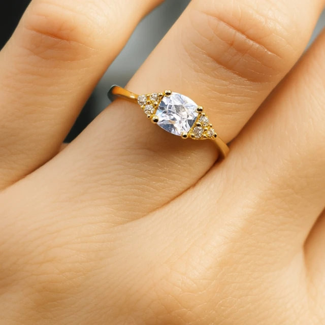 copy of Goldring mit Zirkonia SQUARE