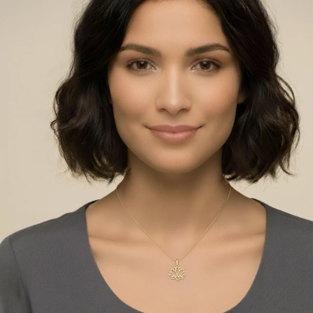 Zawieszka złota kwiat lotosu