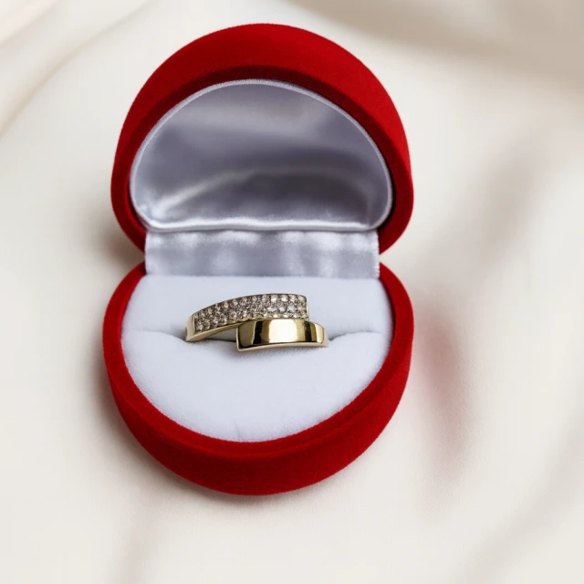 Gold Ring Asymmetrisch Schönes Muster