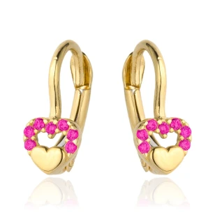 Kolczyki złote wypukłe serduszko w sercu z purpurowych cyrkonii