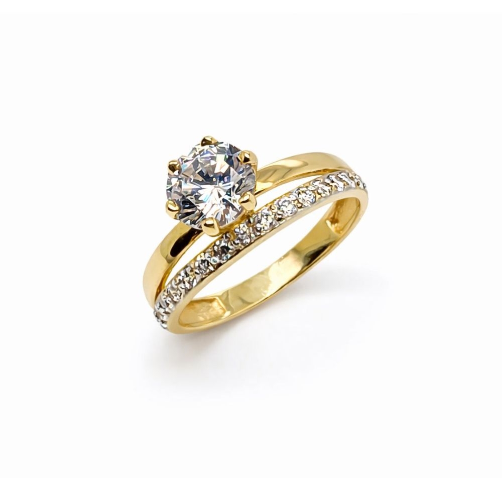 Goldener Ring Zirkons Prächtiger Stein