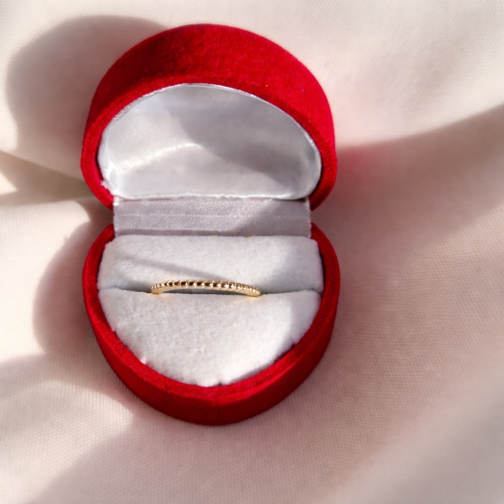 Goldenes Ring-T-Shirt