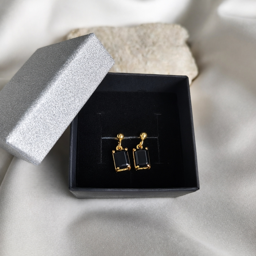 Pozłacane srebrne kolczyki z czarnym ONYKSEM