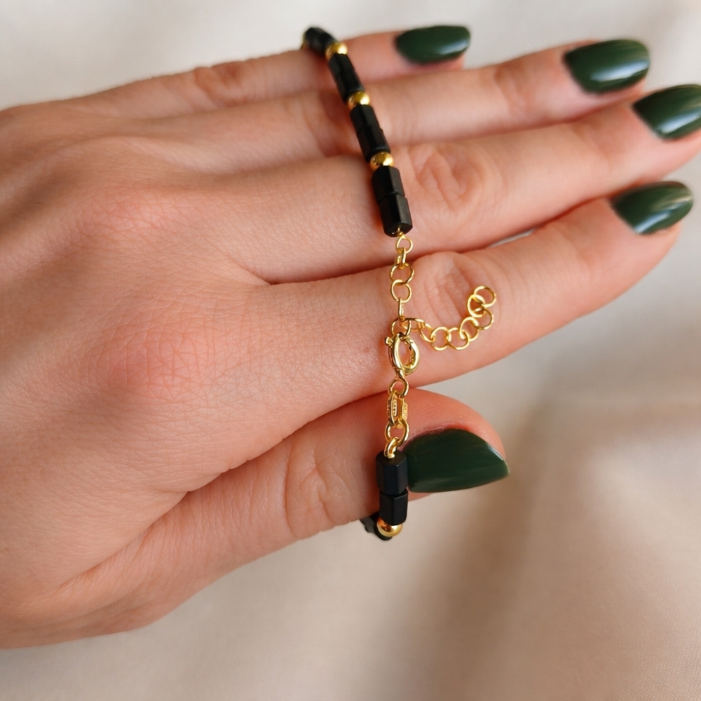 copy of Vergoldetes Armband schwarze Schnur INFINITY