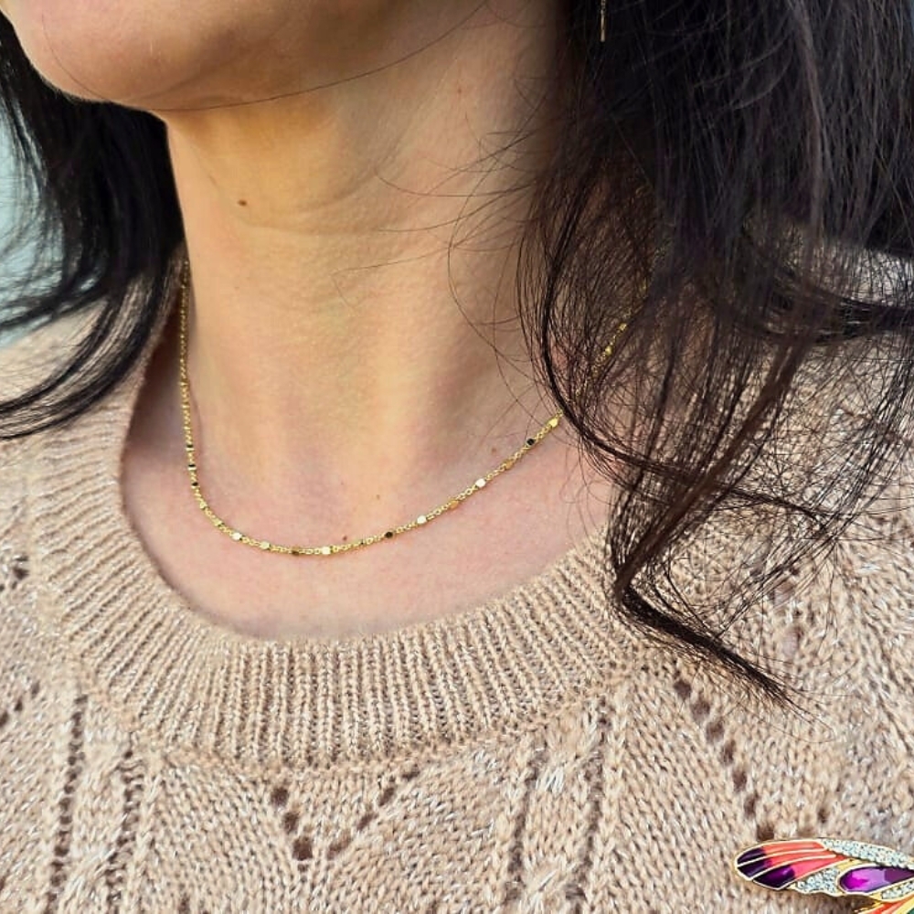 Naszyjnik pozłacany małe kosteczki piękny i subtelny