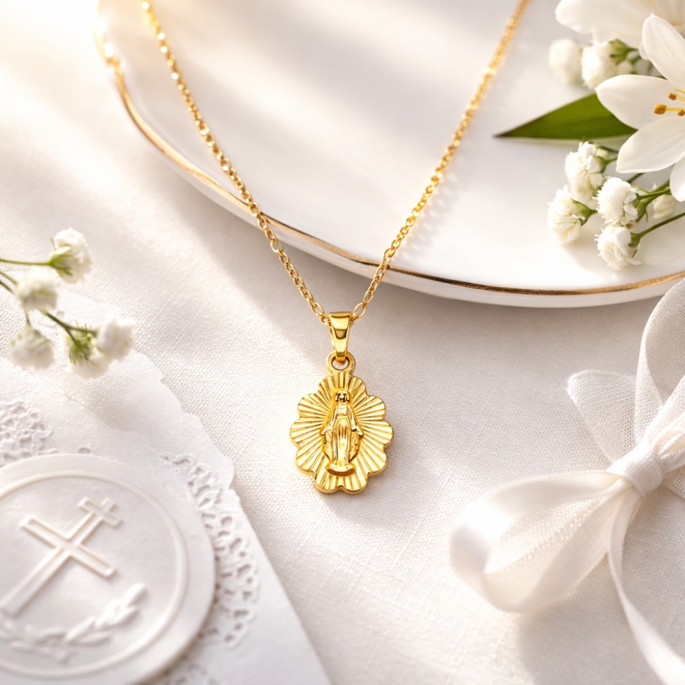 Naszyjnik na Komunię z Matką Boską srebrny 925 pozłacany 45 cm