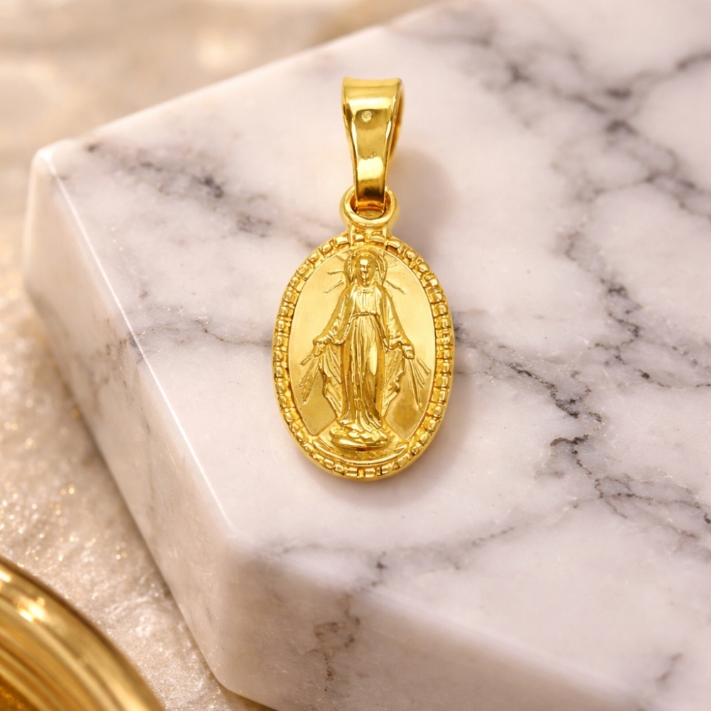 Naszyjnik na Komunię srebrny Pozłacany z Matką Boską 45 cm próba 925