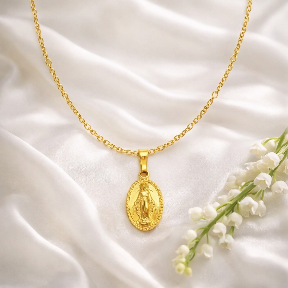 Naszyjnik na Komunię srebrny Pozłacany z Matką Boską 45 cm próba 925