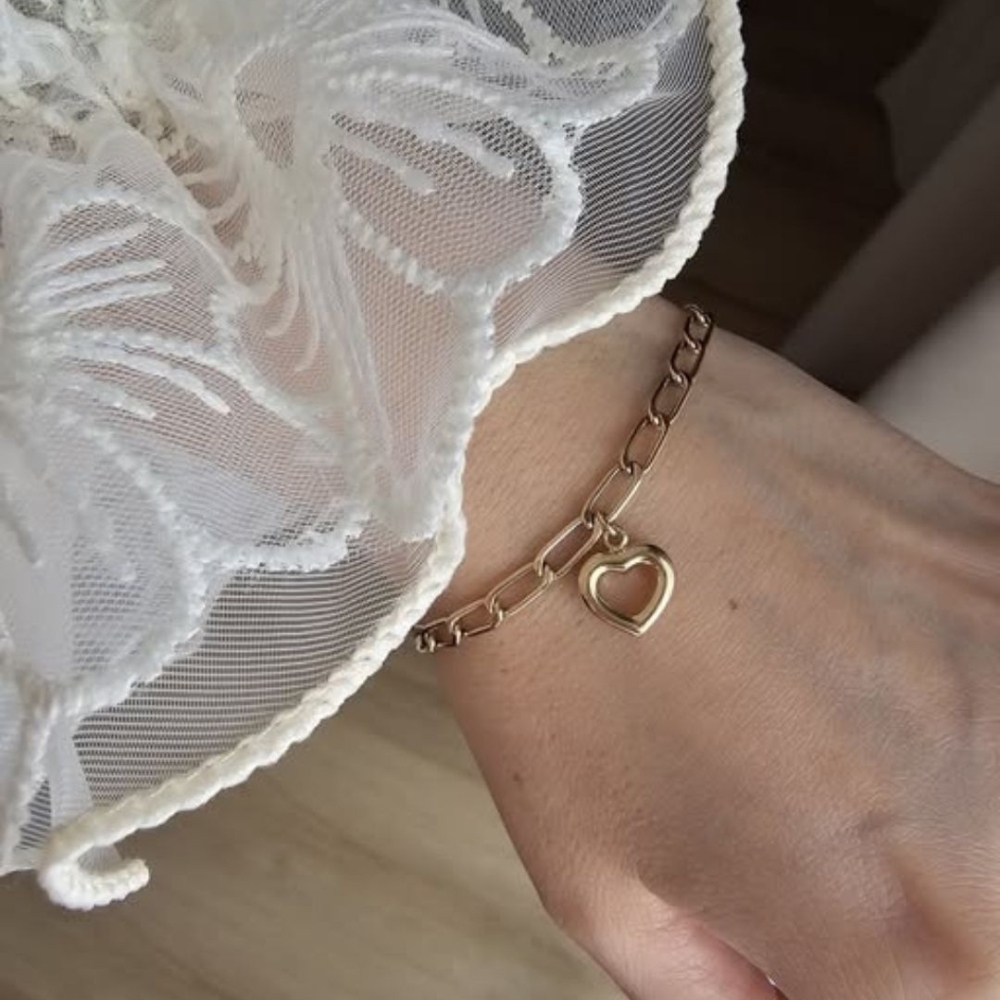 Bransoletka długie ogniwa i złoty kontur serca