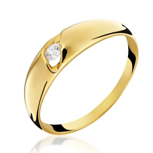 Złoty pierścionek z kamieniem idealny na prezent